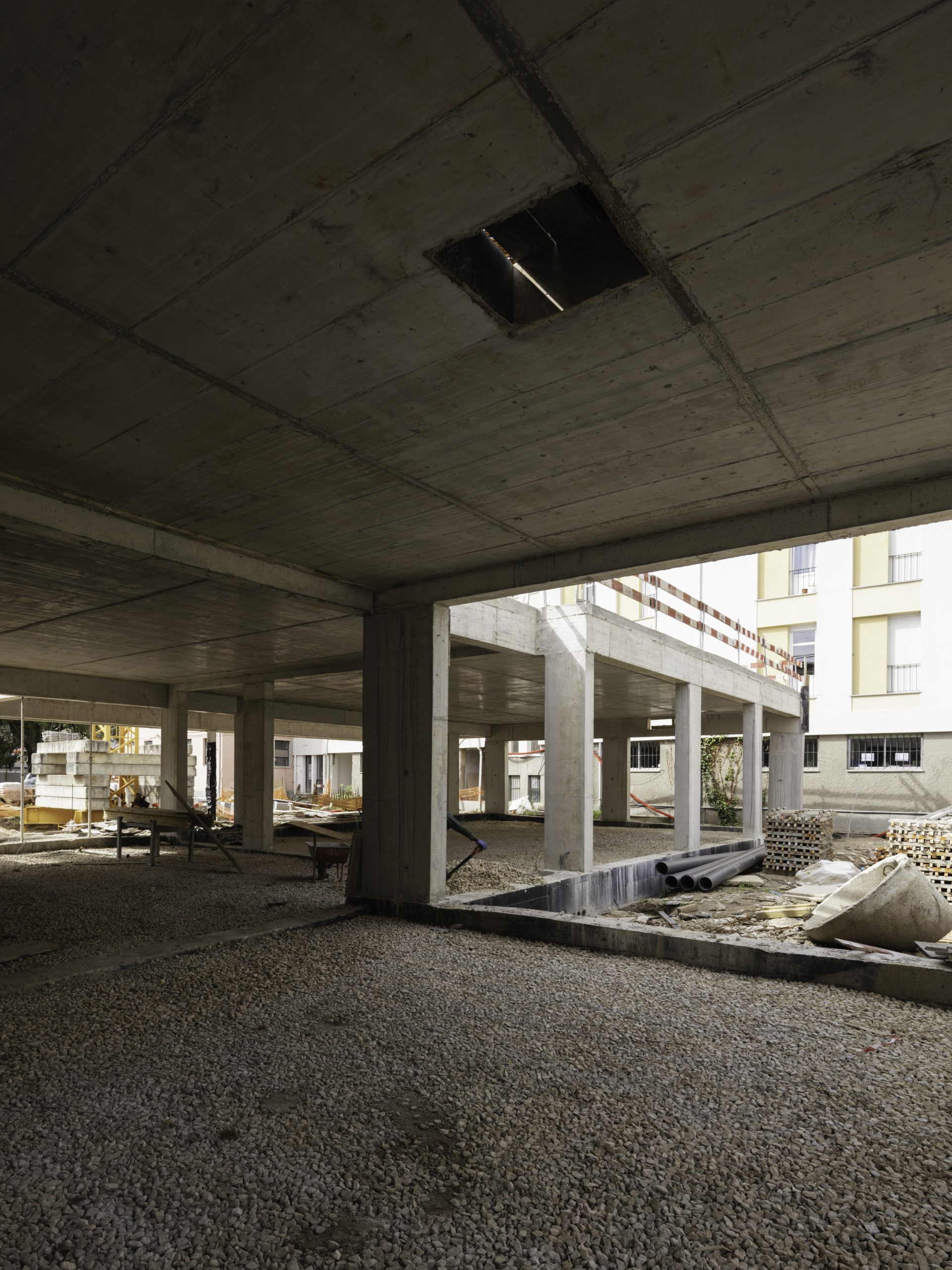 Primeiras Fundações